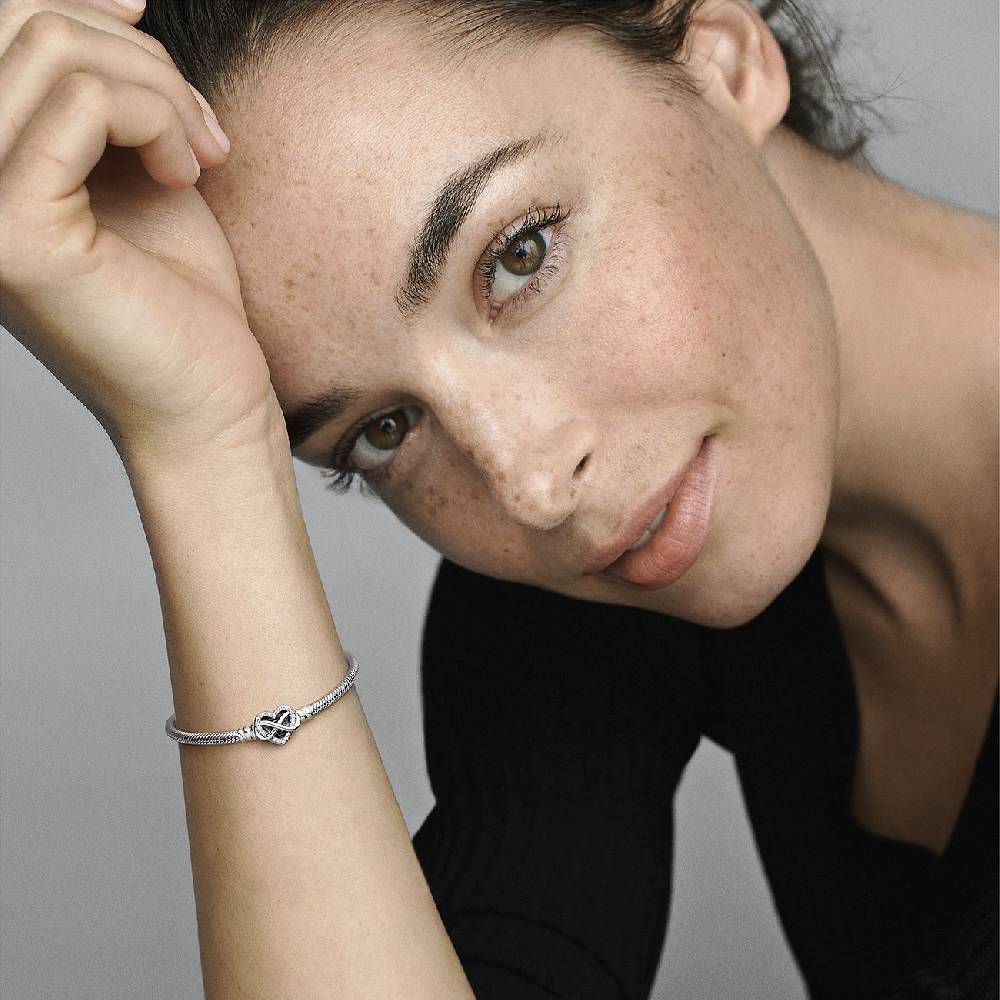 Pandora Armband Moments Rabatte dieses Monats