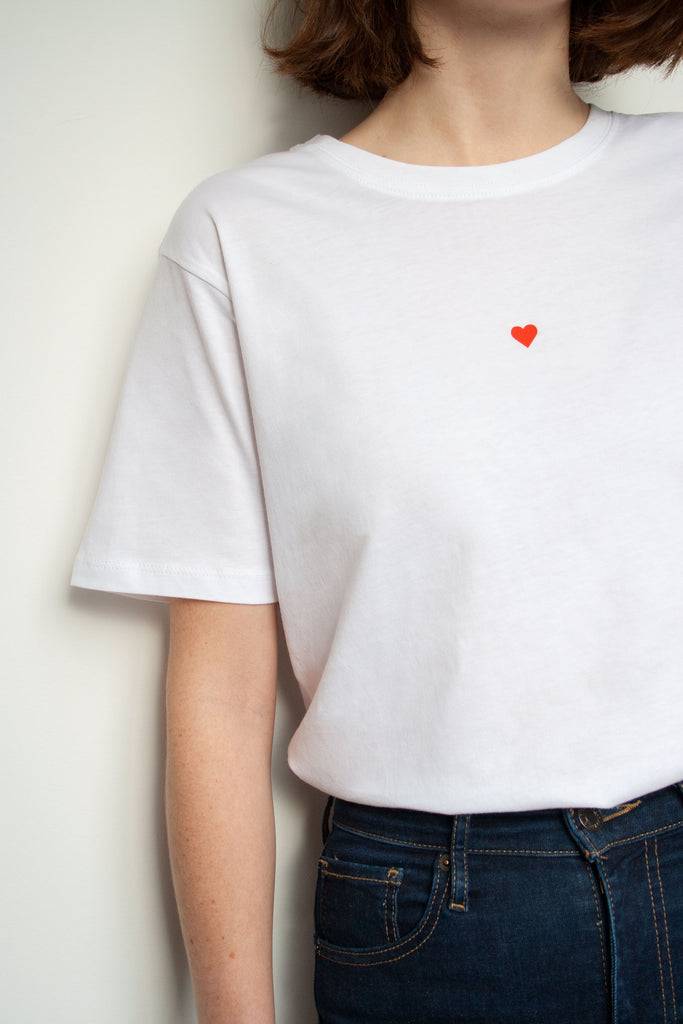 JUKSEREI HEART T-SHIRT Großer Ausverkauf