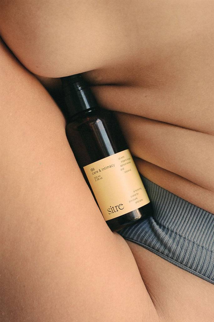 JUKSEREI SITRE · NATURAL CARE & INTIMACY OIL Zeitlich begrenztes Angebot