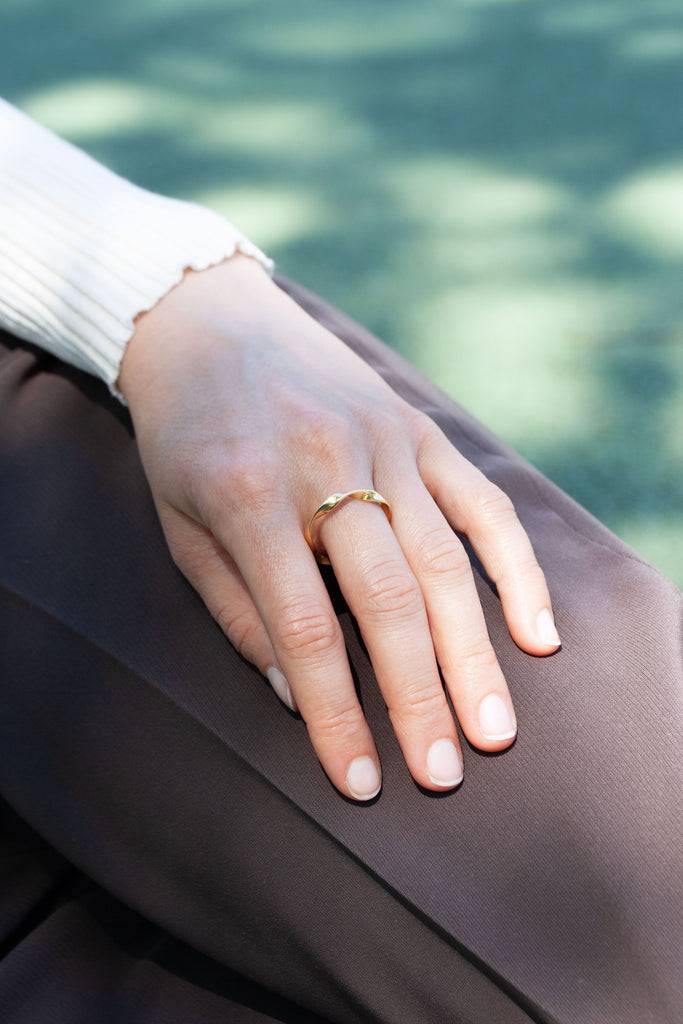 JUKSEREI SWIRL RING Tiefpreis