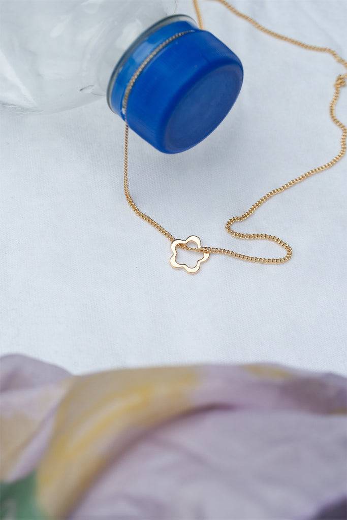 JUKSEREI FLYING FLOW NECKLACE Sonderangebot der Fabrik