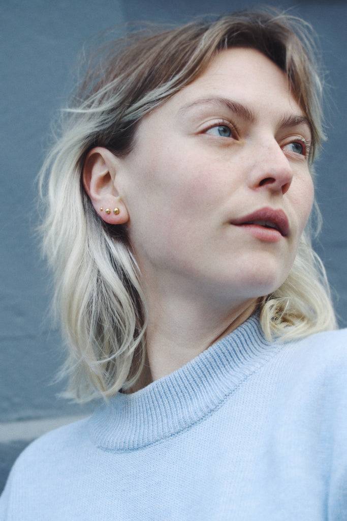 JUKSEREI SIGRID XS EAR STUDS Neueste Stile