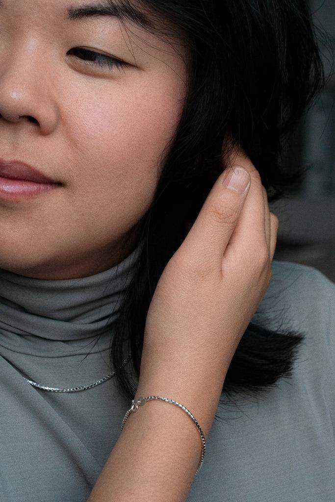 JUKSEREI BOX BRACELET Tiefpreis