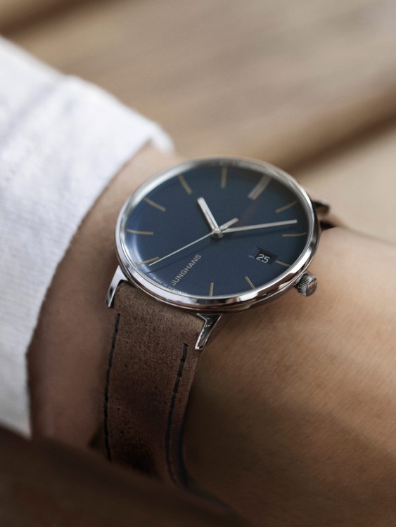 Junghans FORM Damen Nur noch ein Tag übrig