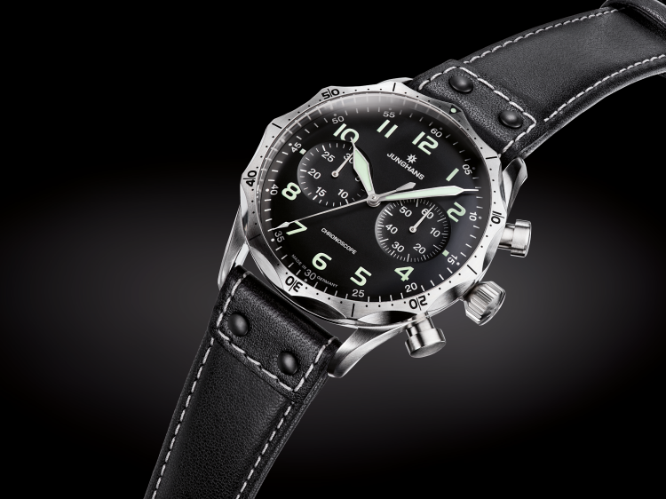 Junghans Pilot Chronoscope JETZT KAUFEN