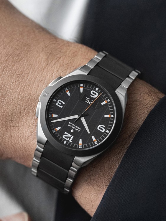Junghans Spektrum Mega Solar Bis zu 50% Rabatt