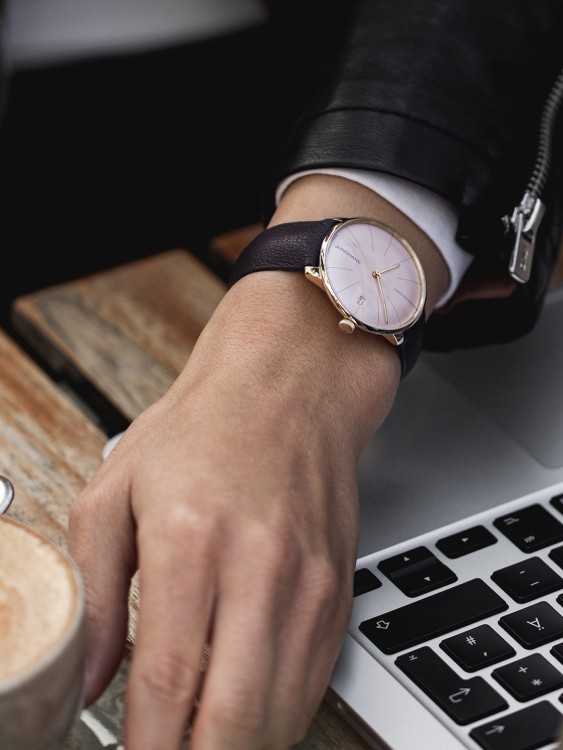 Junghans Meister fein Kleine Automatic Im Verkauf