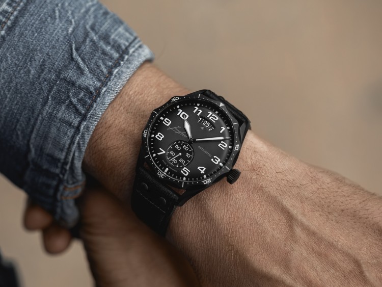 Junghans Pilot Automatic Kauf eins, bekomm eins gratis
