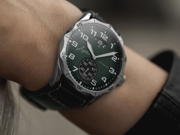 Junghans Pilot Automatic Tägliche Deals