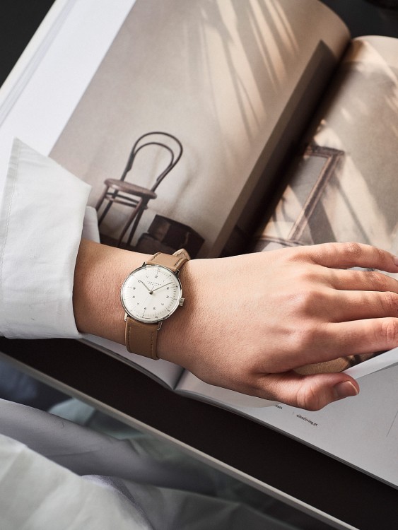 Junghans max bill Handaufzug Rabatt
