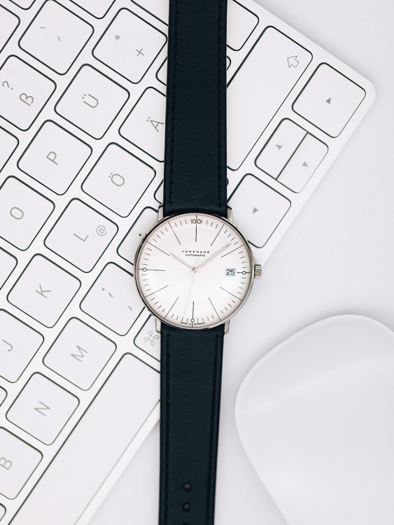 Junghans max bill Kleine Automatic Großer Ausverkauf