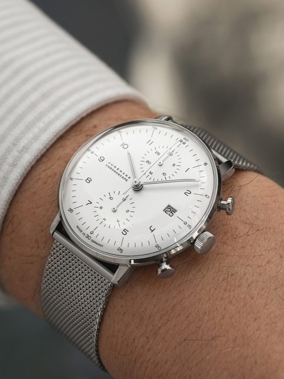 Junghans max bill Chronoscope Vierteljährliche Förderung