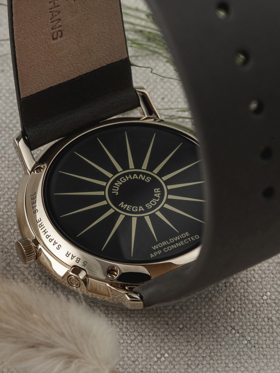 Junghans max bill MEGA Solar Black Friday