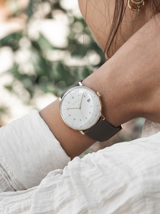 Junghans max bill MEGA Solar Black Friday