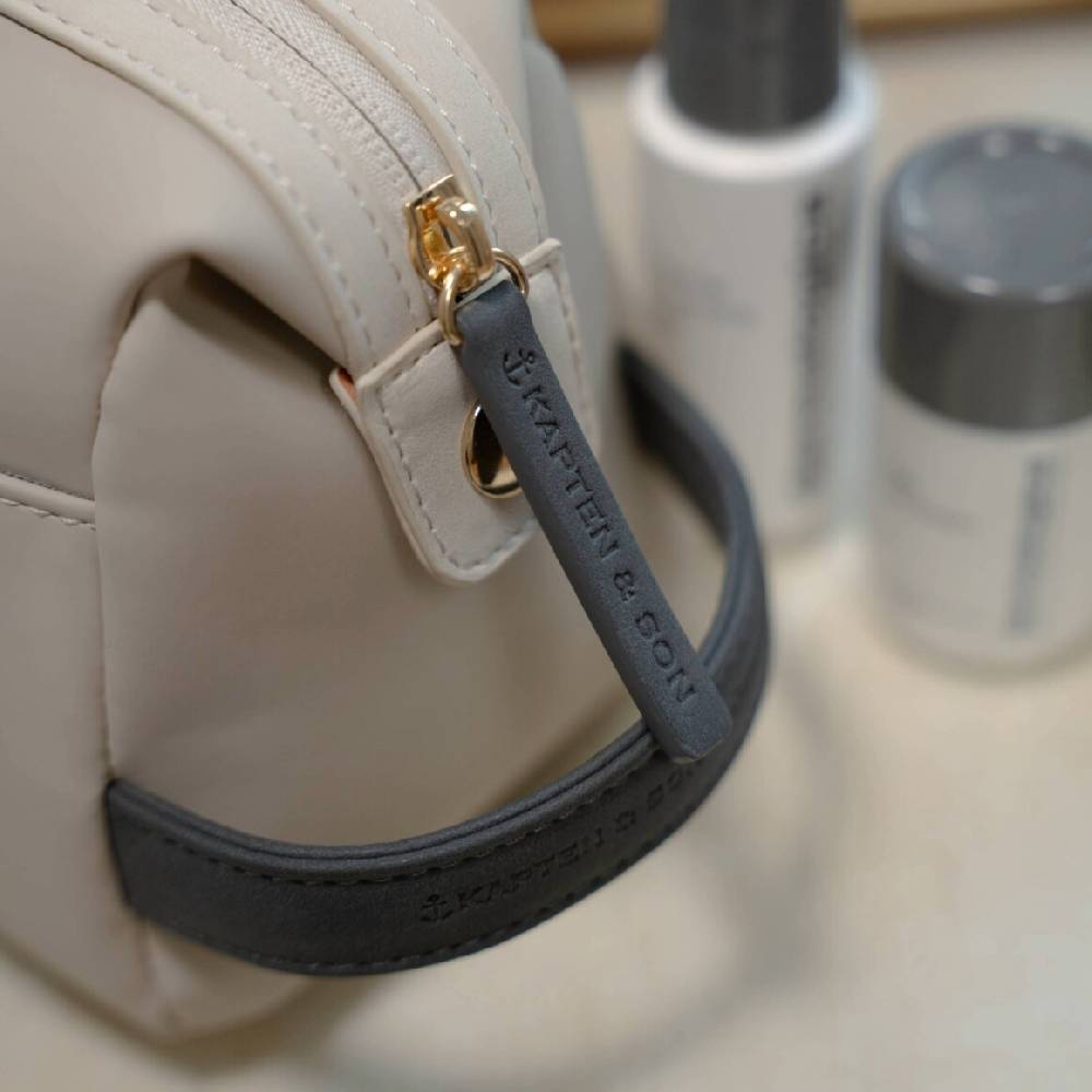 Kpten & Son Windsor by Kapten & Son x Dermalogica Bis zu 50% Rabatt