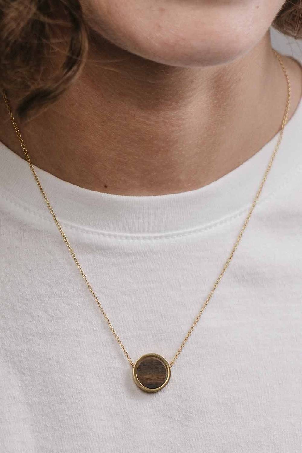 Kerbholz CIRCLE NECKLACE Walnuss Preisnachlass