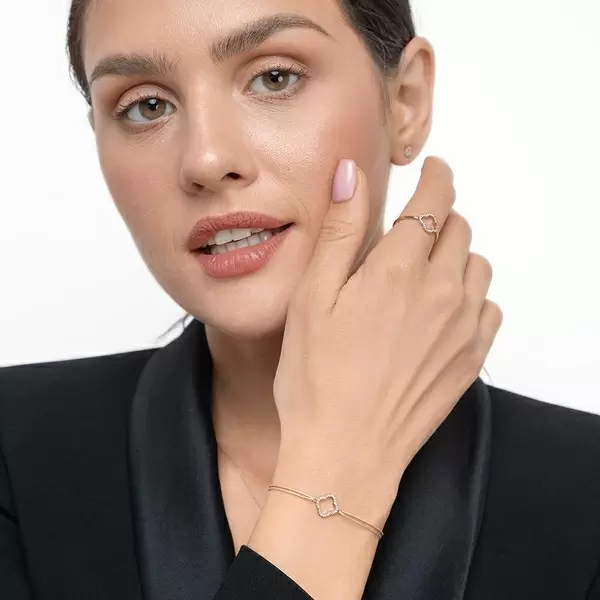 Leaf Jewelry Glückarmband Kleeblatt mit Diamanten, 18 K Rosegold, Beige Lagerräumung
