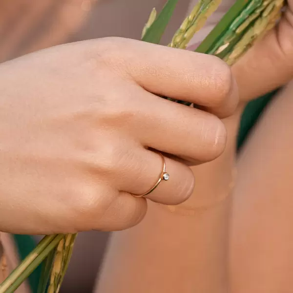 Leaf Jewelry Ring "my first diamond", 14 K Gelbgold Letzter Tag