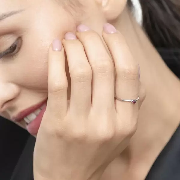 Leaf Jewelry Ring Cabochon, 14 K Weißgold, Rubin zollfrei