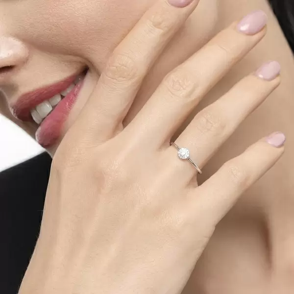 Leaf Jewelry Ring Pavé II, 18 K Weissgold im Angebot