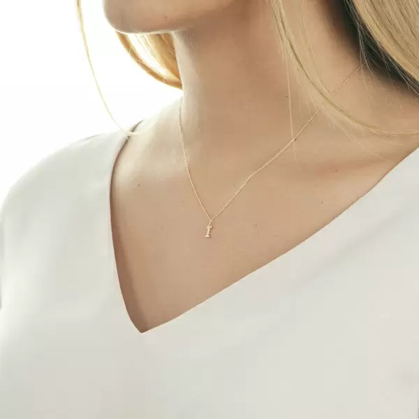 Leaf Jewelry Halskette Letter "I", 14 K Rosegold mit Diamanten Riesige Ersparnisse