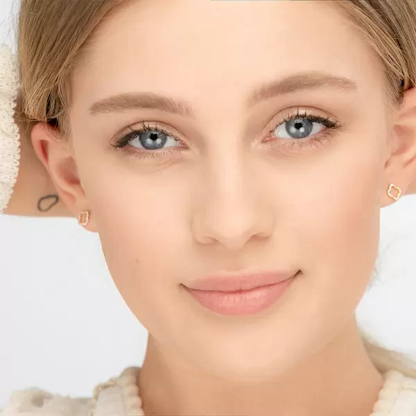 Leaf Jewelry Ohrstecker Clover mit Diamanten, 18 K Gelbgold Nur noch ein Tag übrig