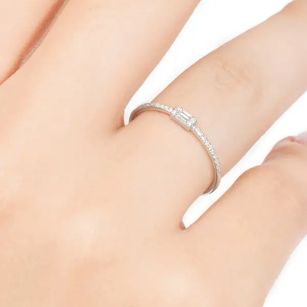 Leaf Jewelry Ring mit Diamanten, Tiny Baguette, 14K Weißgold Exklusivangebot