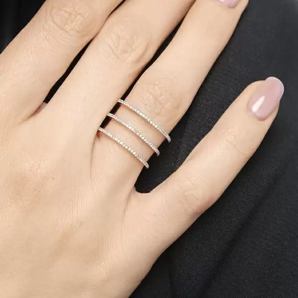 Leaf Jewelry Ring Triple mit Diamanten, 18K Gelbgold Osterangebot