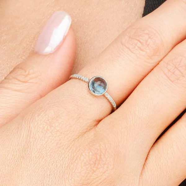 Leaf Jewelry Ring Blue Topas mit Diamanten, 14K Weißgold Valentinstagsangebot