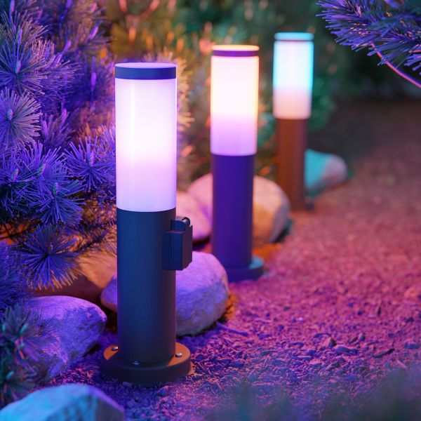 Pollerleuchte PORU mit Steckdose für außen, edelstahl, rund, 38,5cm, inkl. Smart Home RGBW E27 LED Lampe, 892lm (Farbe wählbar) Begrenztes Angebot