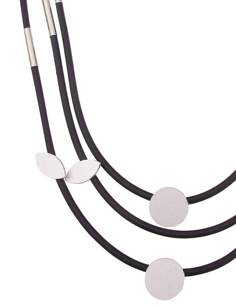 -50% SALE Leslii Lange Halskette Statement Formen in Silber Schwarz Versandkostenfrei
