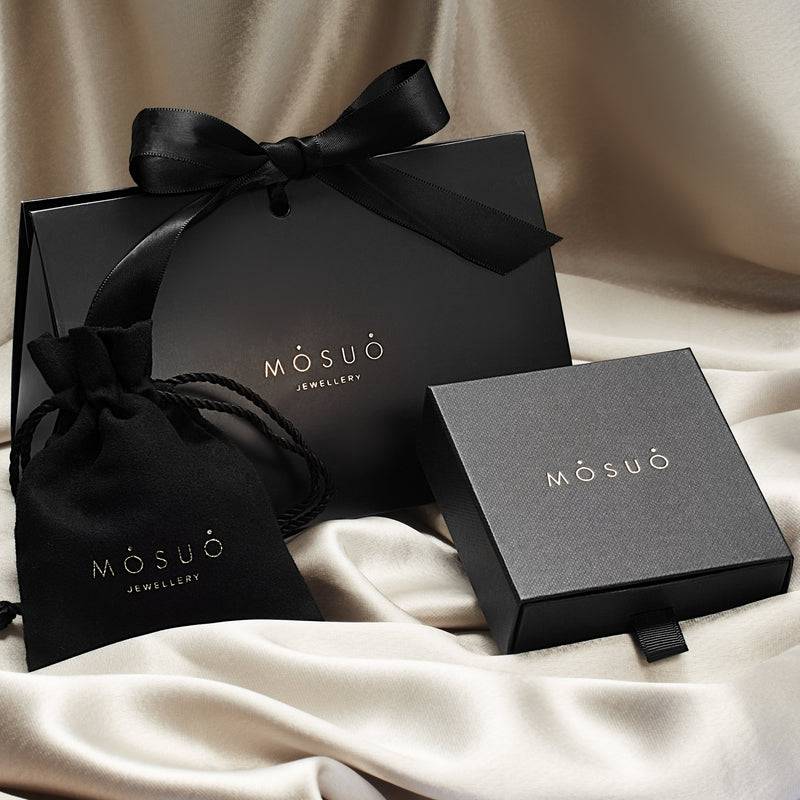 Mosuo Jewellery Diamant Buchstaben Halskette “A” - Vermeil Sonderangebot der Fabrik