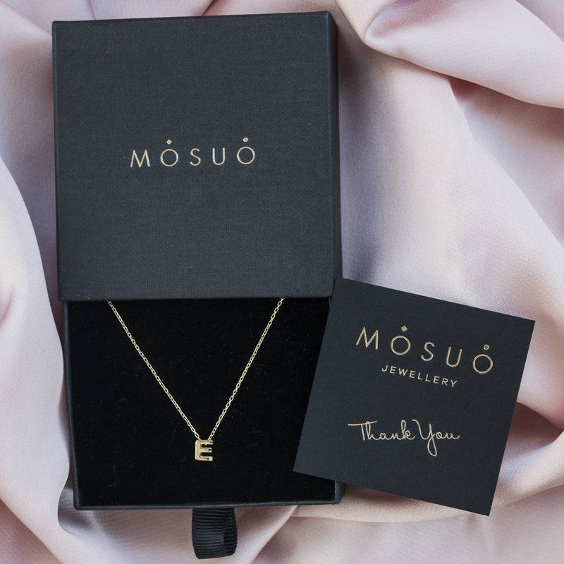 Mosuo Jewellery Diamant Buchstaben Halskette “E” - Vermeil Nur noch ein Tag übrig