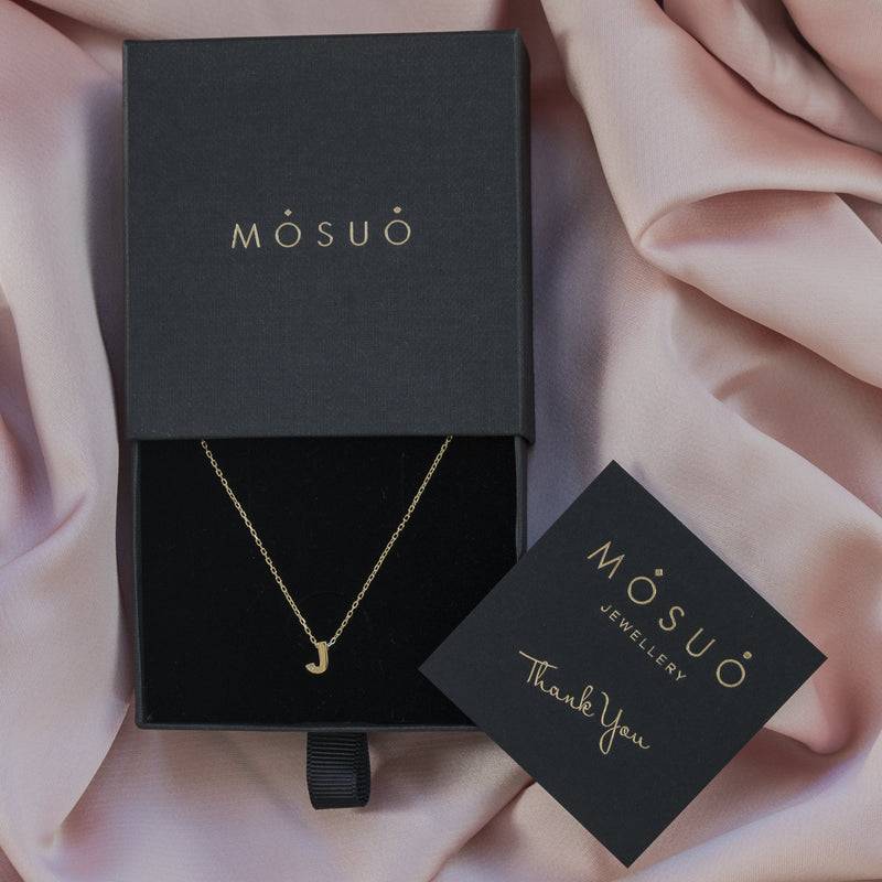 Mosuo Jewellery Diamant Buchstaben Halskette “J” - Vermeil Kostenloser Versand international