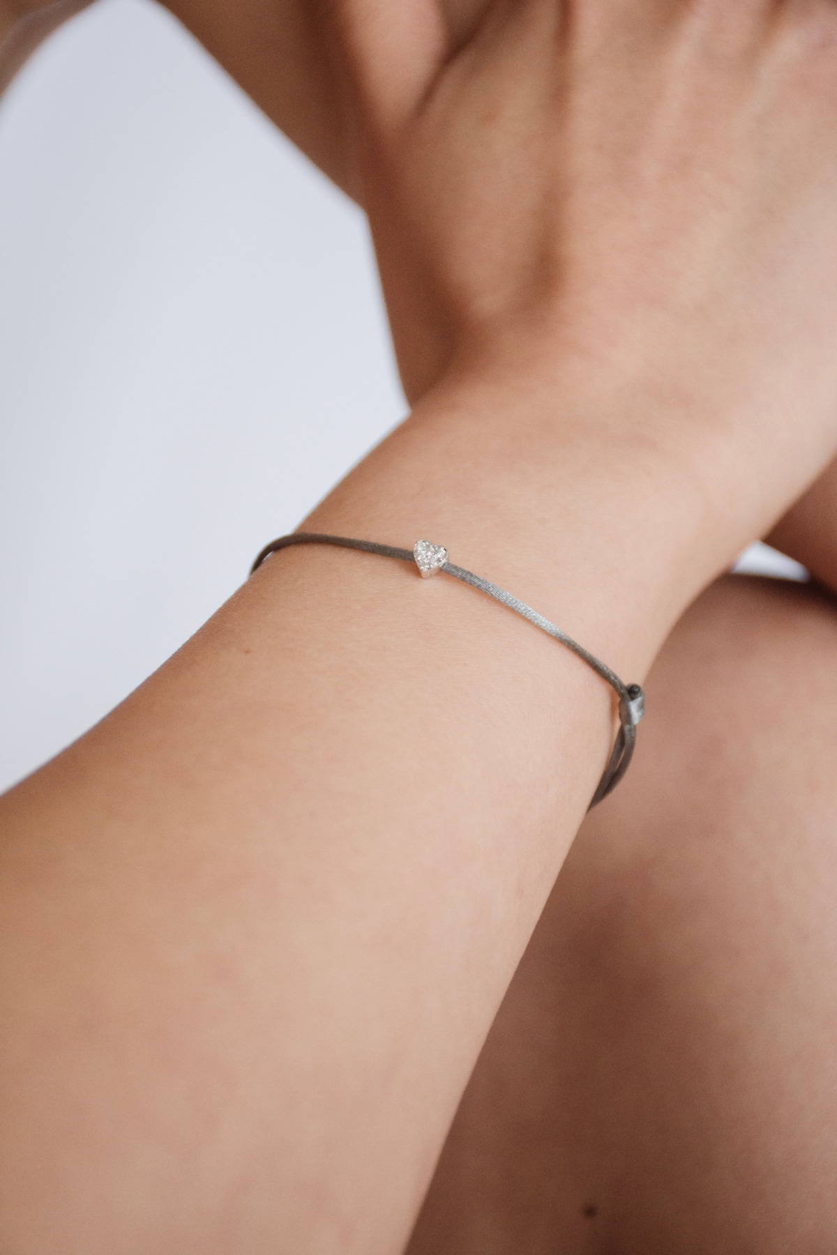 Nina Kastens Diamond Heart Bracelet Grey WG Neuheiten