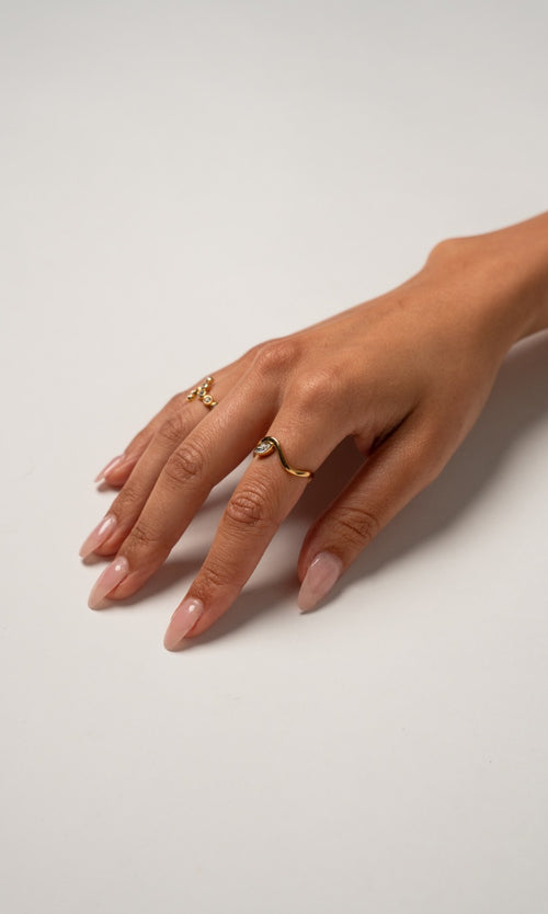 Paul Valentine Adorn Ring Marquise Räumungsverkauf