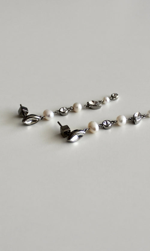 Paul Valentine Adorn Earrings Super Sparpreis