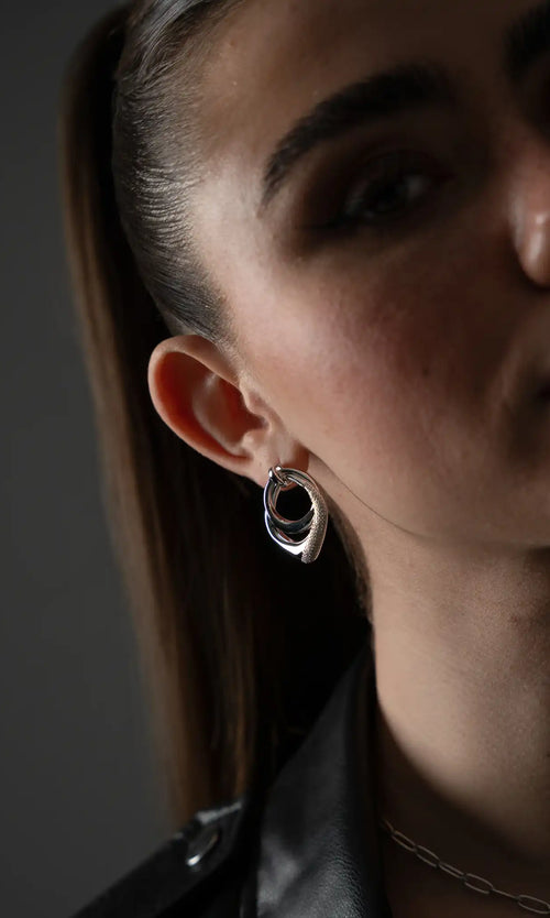 Paul Valentine Crystal Galaxy Earrings Bis zu 55% Rabatt