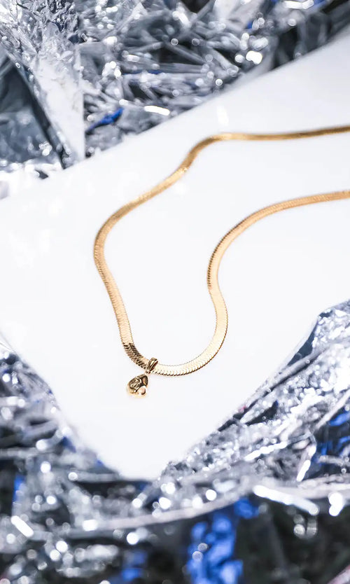 Paul Valentine Molten Sleek Necklace Rabatte dieses Monats