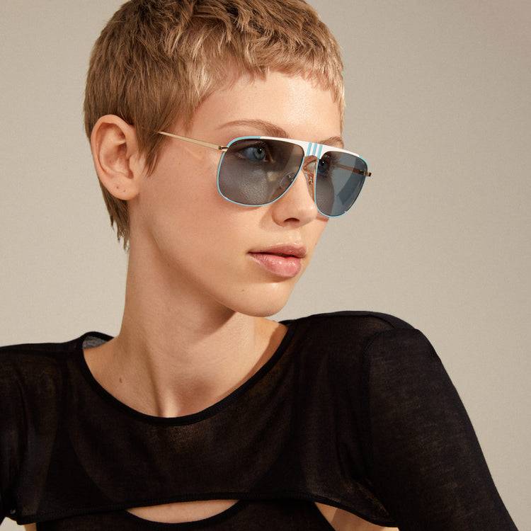 Pilgrim YANARA Sonnenbrille Blau/Gold 50% Rabatt für begrenzte Zeit