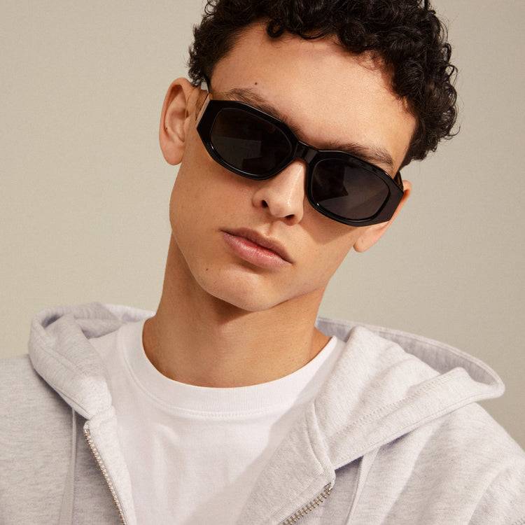 Pilgrim ZAYN Recycelte Sonnenbrille Schwarz/Gold Fabrikverkauf