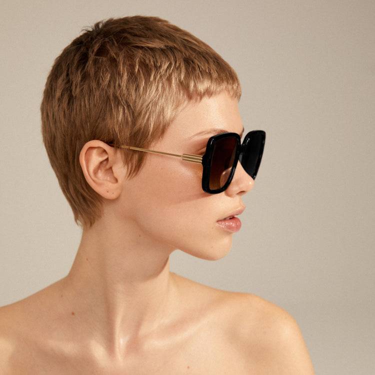 Pilgrim ALIET Sonnenbrille Schwarz/Gold Sonderangebot