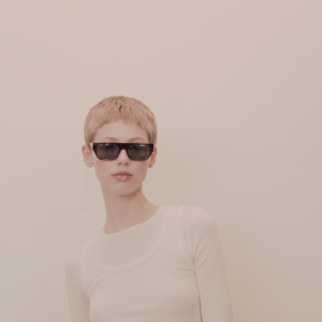 Pilgrim ENIEL Recycelte Sonnenbrille Schwarz/Gold Versandkostenfrei