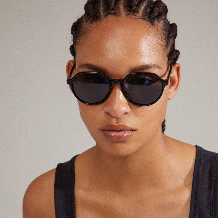 Pilgrim TRIANA recycelte Sonnenbrille schwarz Angebote