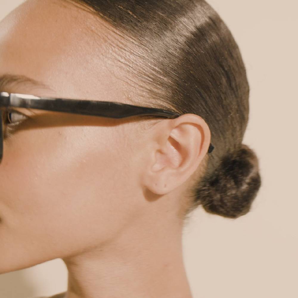 Pilgrim JAMILA recycelte Sonnenbrille schwarz im Angebot