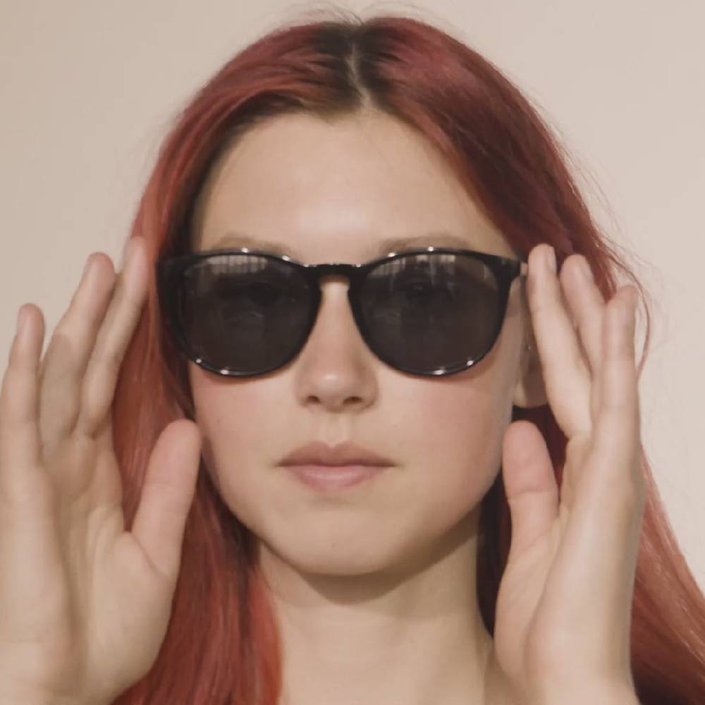 Pilgrim CAMILLA recycelte klassische Sonnenbrille schwarz Fabrikverkauf