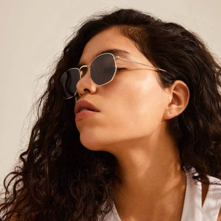 Pilgrim RYLAN Sonnenbrille Grau/Gold Fabrik Onlineshop