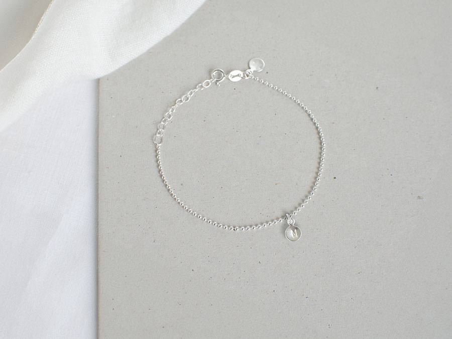 Renna Deluxe Kugel Armband mit BUCHSTABEN Silber 50% Rabatt mit kostenlosem Versand