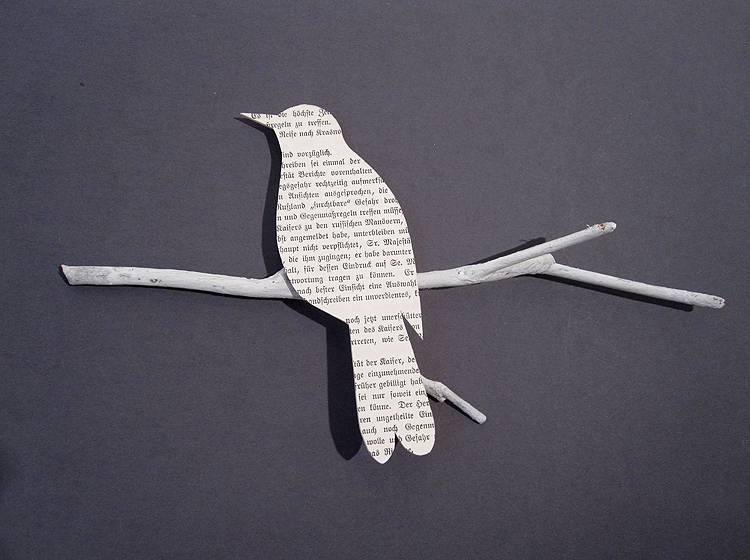 Renna Deluxe Amsel in Fraktur auf dem Ast Fabrikverkauf