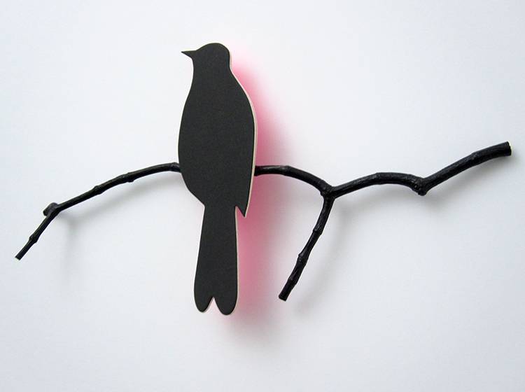 Renna Deluxe Drossel in Schwarz mit Glow in NeonPINK _ Wandobjekt Bis zu 65% Rabatt